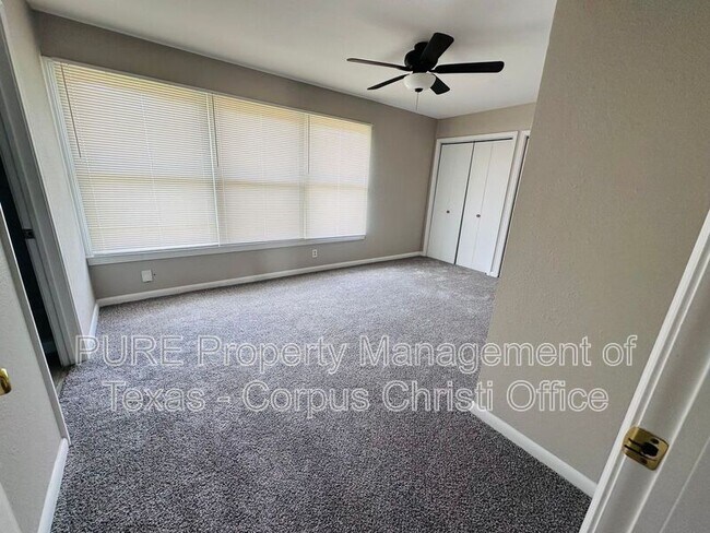 Building Photo - 538 Chase Dr