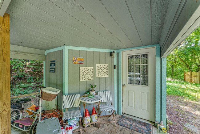 Building Photo - 286 Childs Rd