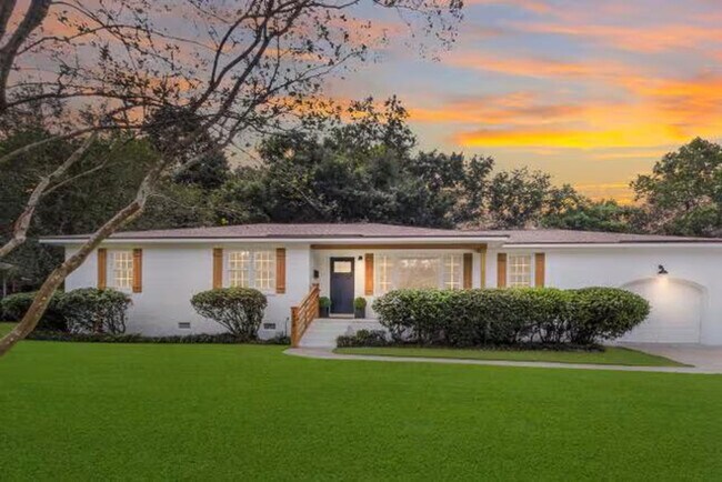 Building Photo - 4959 Parkside Dr