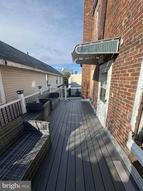 Building Photo - 400 N Massachusetts Ave