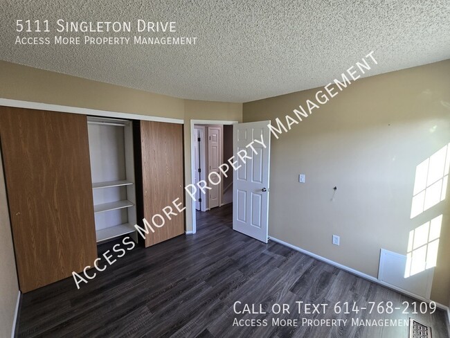 Building Photo - 5111 Singleton Dr