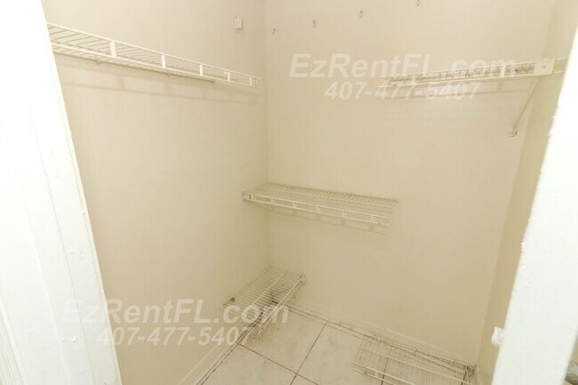 Building Photo - 5632 Lunsford Dr
