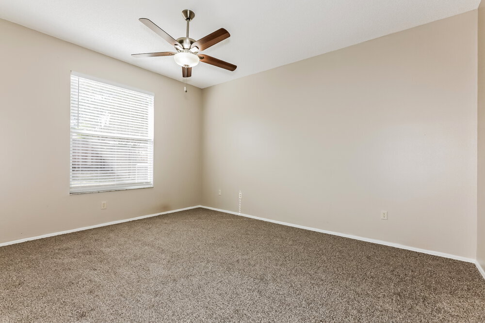 Building Photo - 327 Sand Ridge Dr