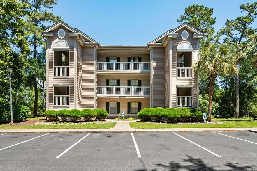 Building Photo - 598 Blue Stem Dr