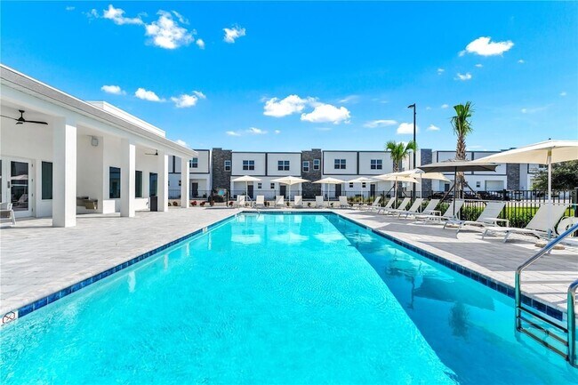 Building Photo - 277 Famagusta Dr