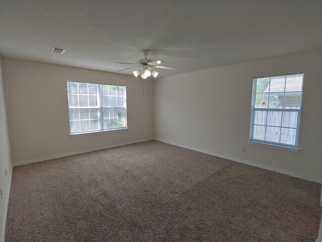 Building Photo - 4021 Embers Landing