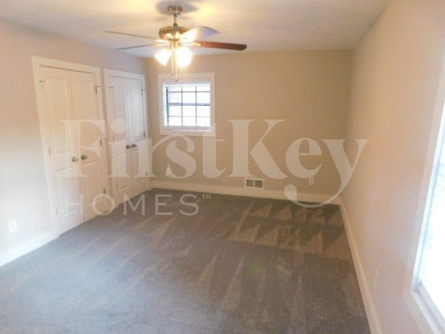 Building Photo - 455 Chanterelle Dr