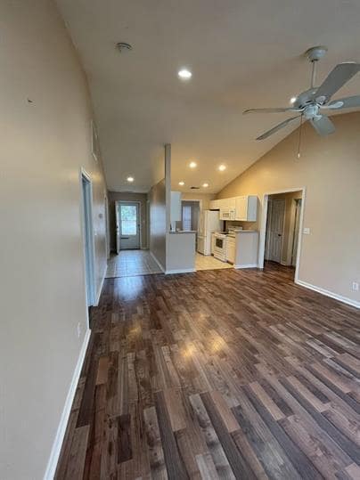 Building Photo - 181 Point Break Dr