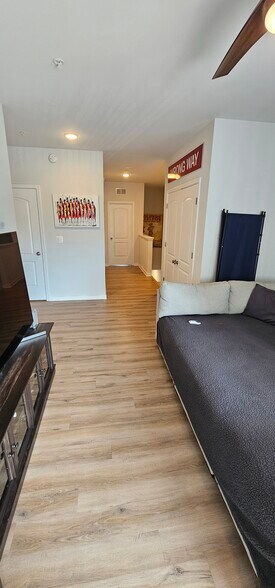 Building Photo - 5900 Whitehurst Ln