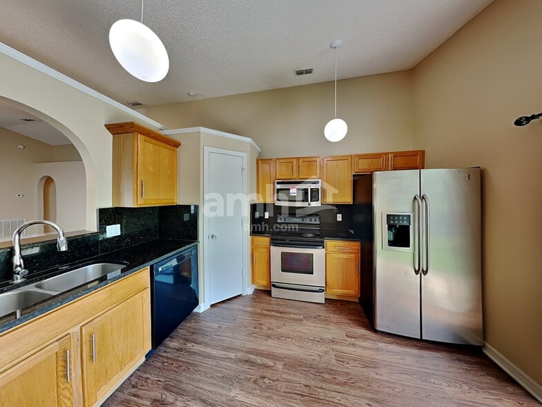 Building Photo - 109 Placid Woods Ct