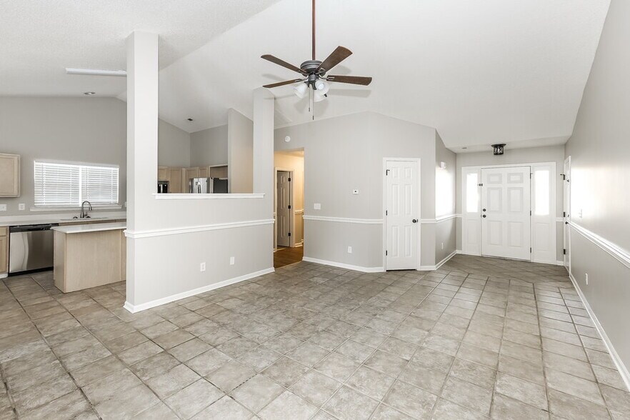 Building Photo - 1039 Sandy Point Dr SW