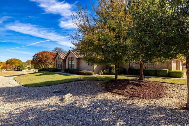 Building Photo - 100 Braeburn Cir