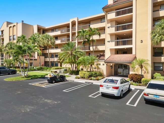Building Photo - 2455 Lindell Blvd