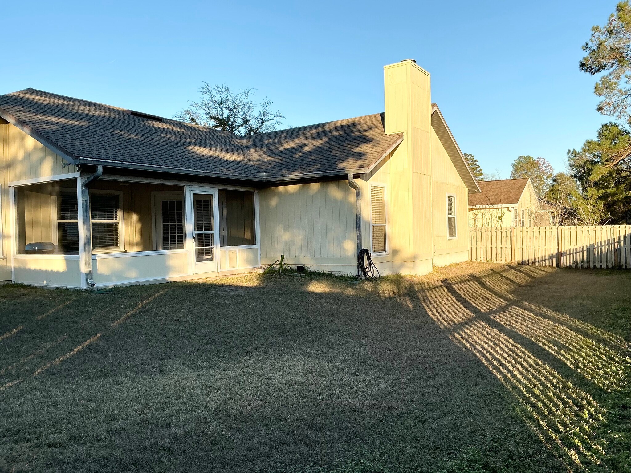 Building Photo - 8707 NW 10th Pl