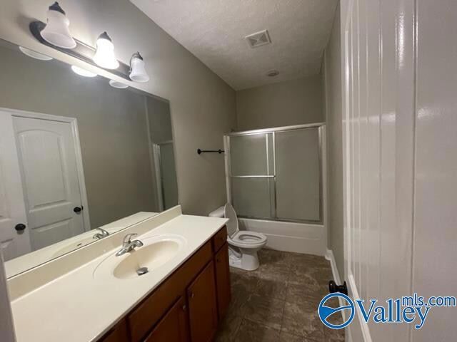 Building Photo - 21938 Williamsburg Dr