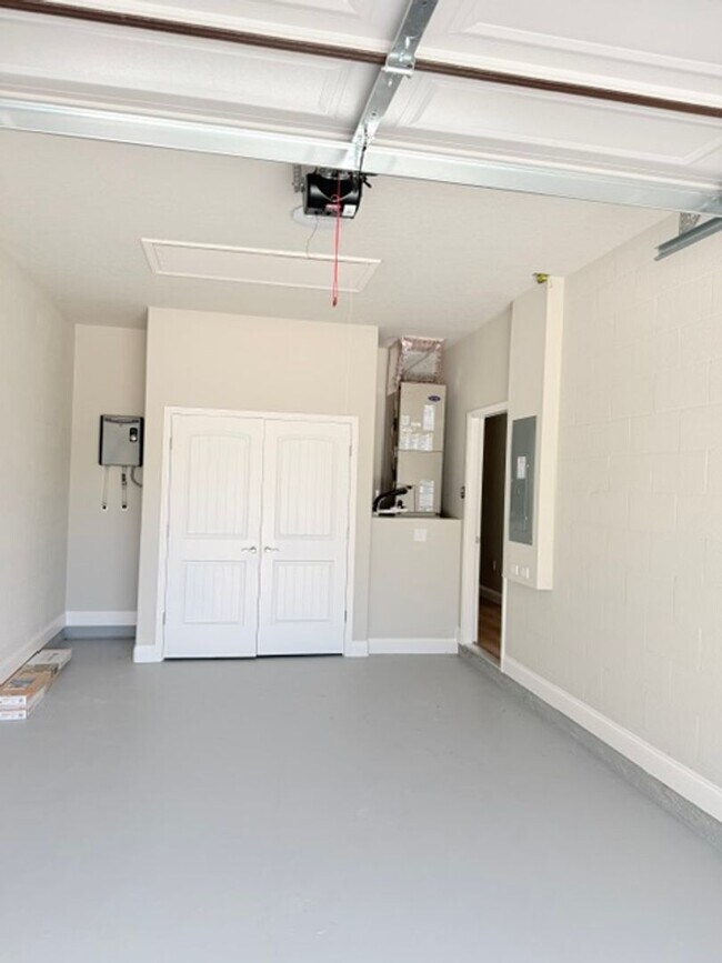 Building Photo - 29 Slumber Path
