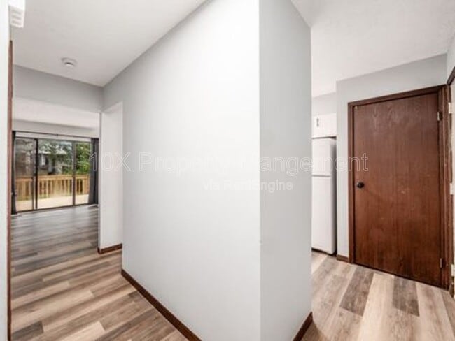 Building Photo - 8237 Goldsmith Dr