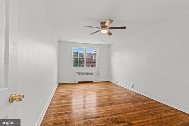 Building Photo - 412 Glen Echo Rd