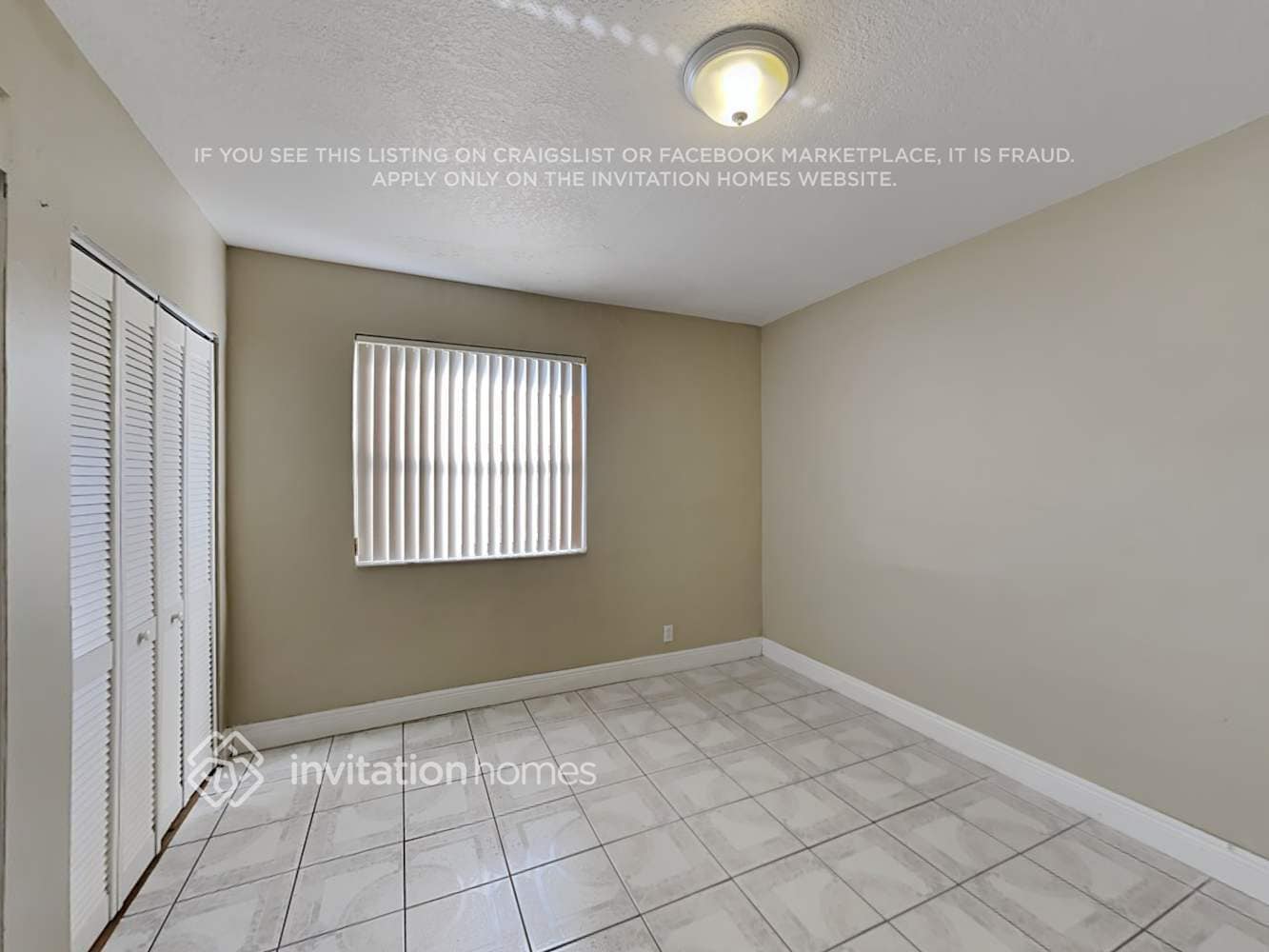 Building Photo - 6435 SW 32nd St