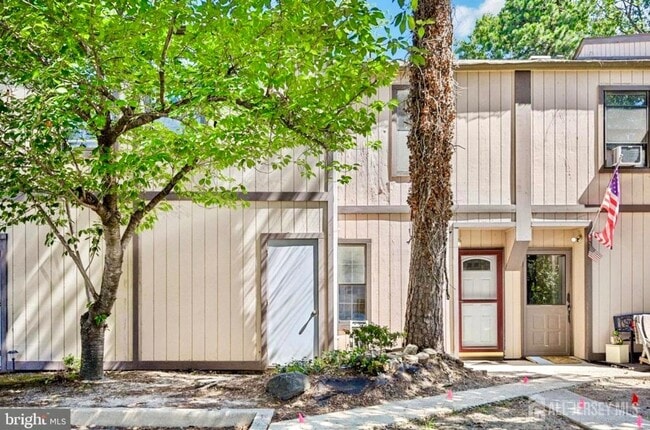 Building Photo - 1502 Bromley Estate