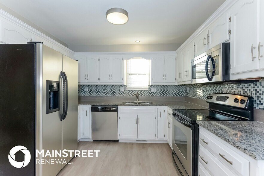 Building Photo - 1630 S Whitney Dr