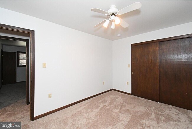 Building Photo - 306 Cedar Hill Rd