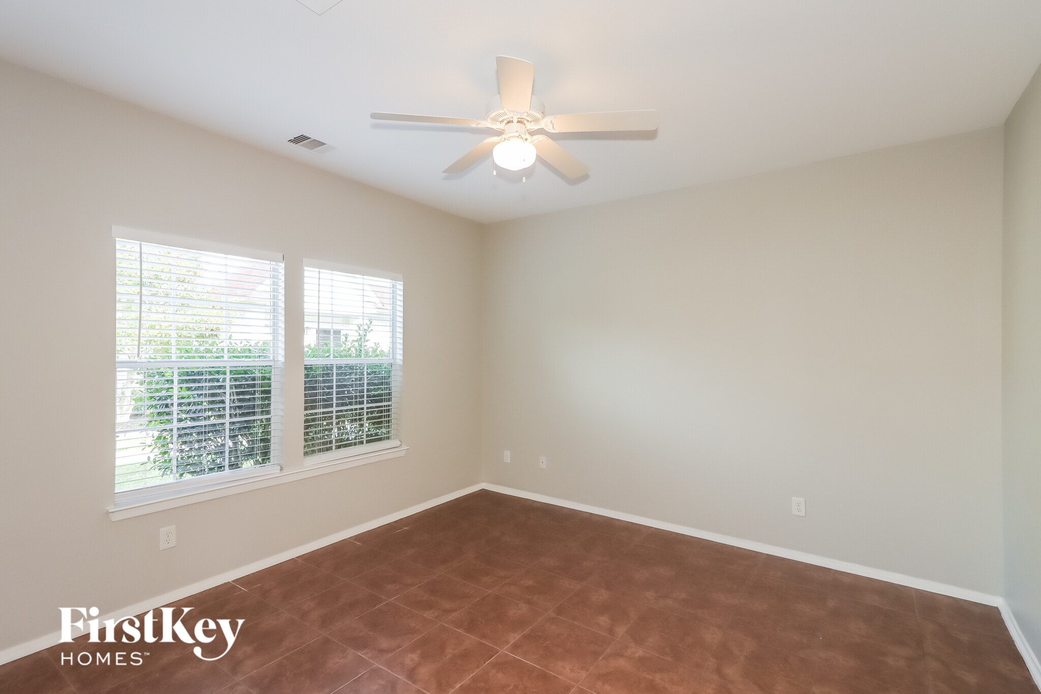 Building Photo - 1667 Nichole Woods Dr