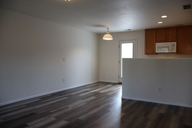 Building Photo - Chic Two-Story Home with Outdoor Area + $2...