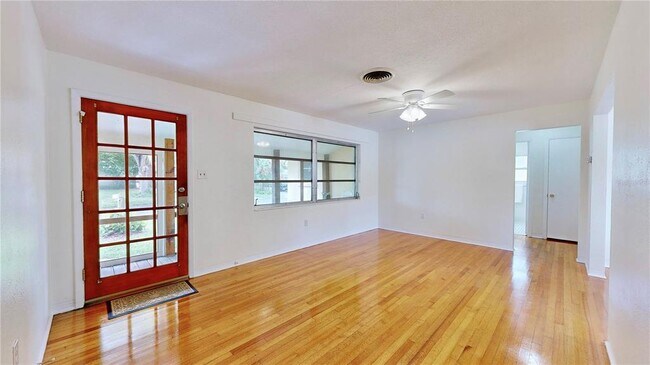Building Photo - 5233 52nd Way N