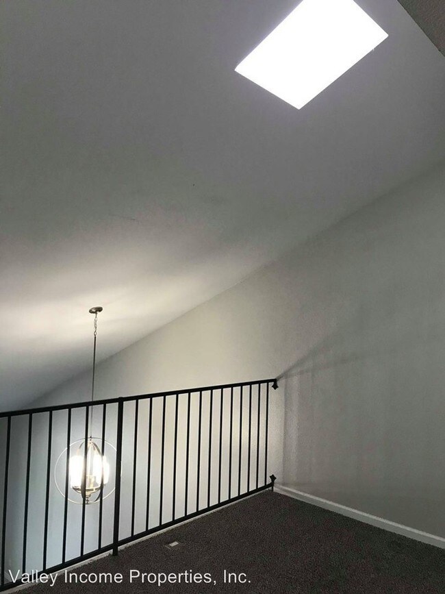 Building Photo - 39 W Medlock Dr