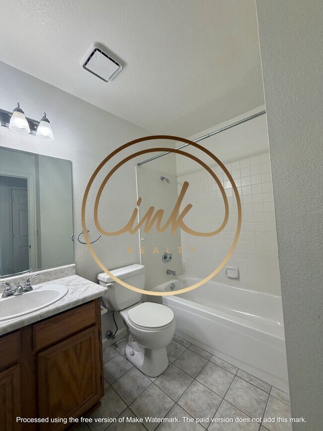 Building Photo - Lovely Carson City Home