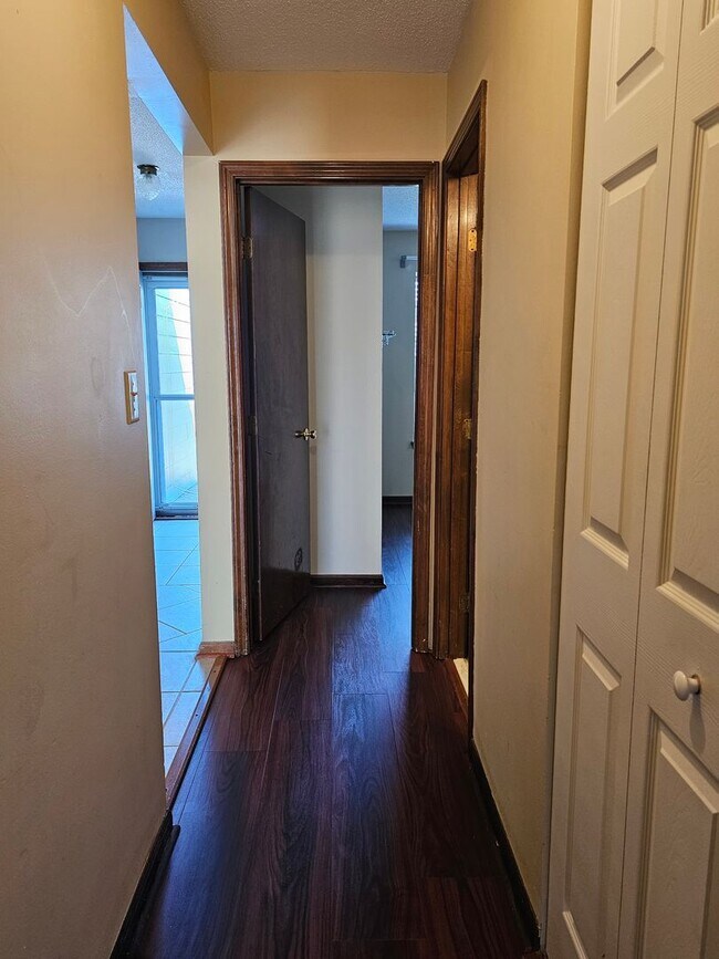 Building Photo - 508 Independence Ct