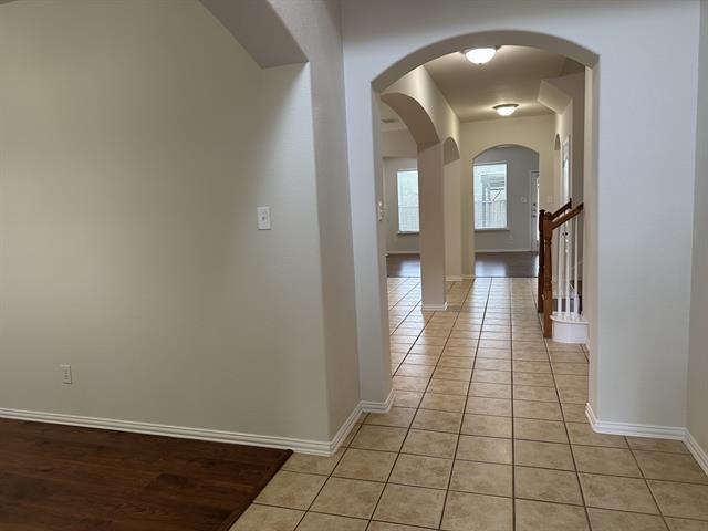 Building Photo - 2820 Cascade Cove Dr