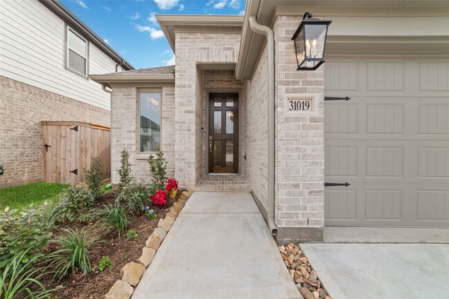 Building Photo - 31019 Star Gazer Rd