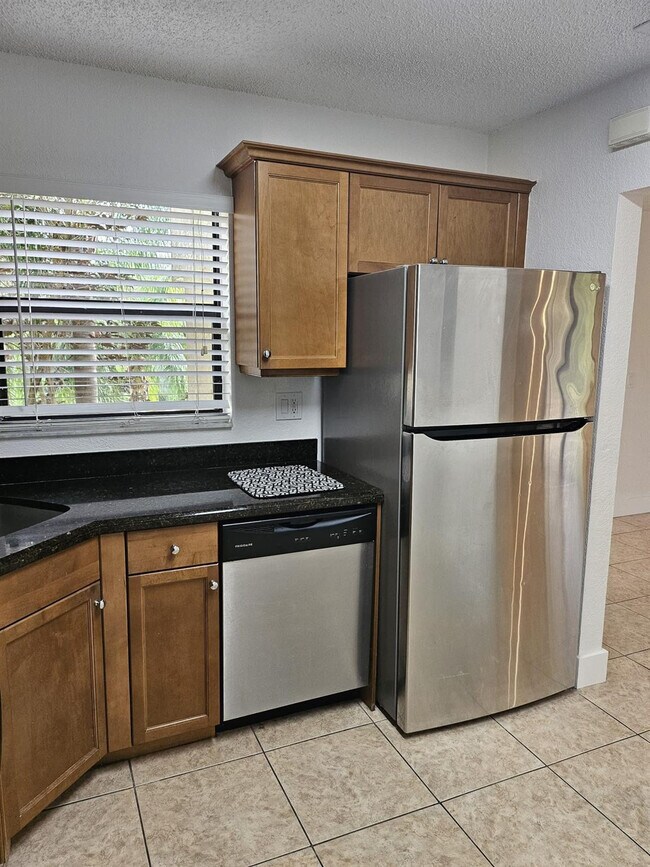 Building Photo - 2472 NW 49th Terrace