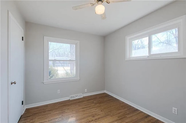 Building Photo - COMING SOON! 3 Bedrooms 2 Bathrooms $1,550