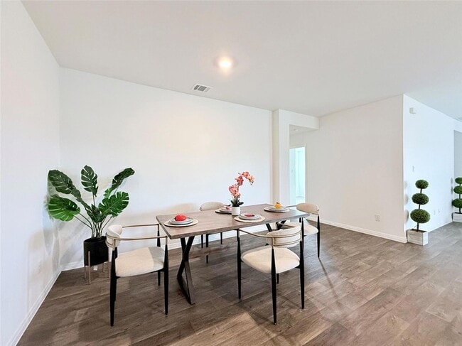 Building Photo - 598 Gladiola Lp