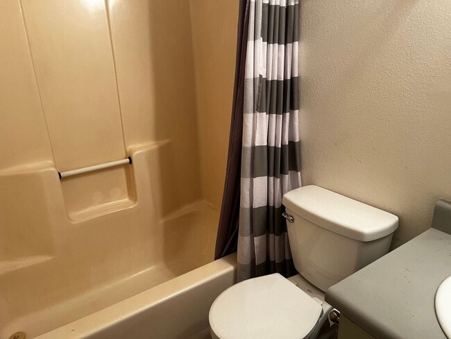 Building Photo - Stunning Cottonwood Heights Home!!!