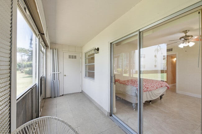 Building Photo - 729 Normandy Trail