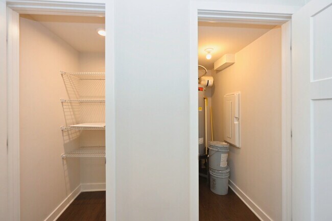 Building Photo - Rent to Own Option - Beautiful, like new 3BR/2.5BA townhouse in Goodlettsville