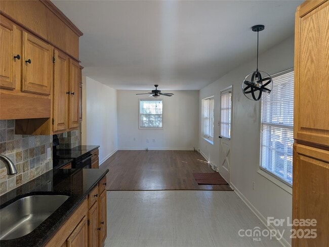 Building Photo - 20114 Washam St