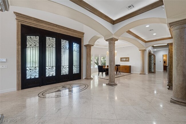 Building Photo - 1545 Villa Rica Dr