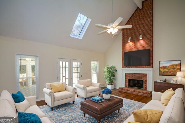 Building Photo - 2972 Hampton Pl