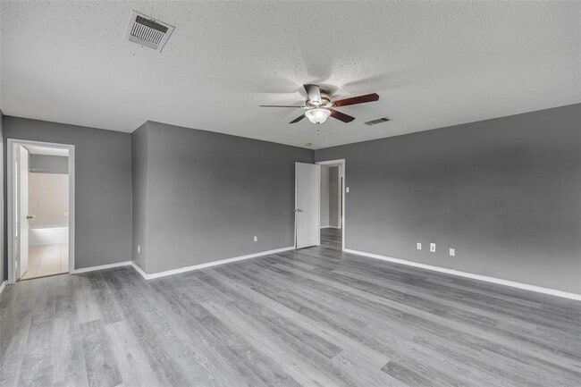 Building Photo - 2514 Byfield Dr