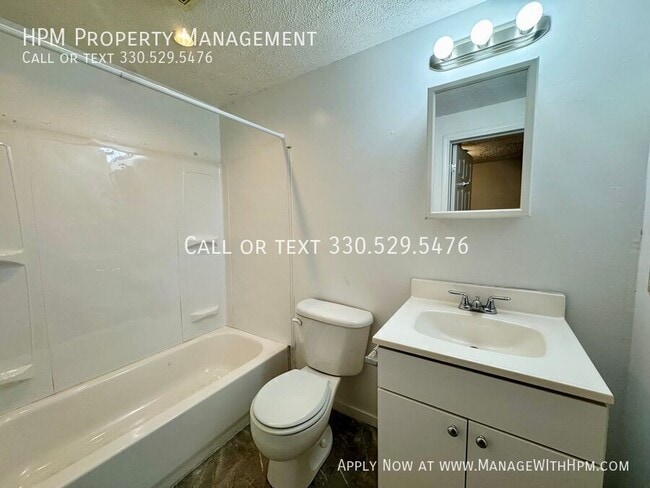 Building Photo - 612 Guy St NW