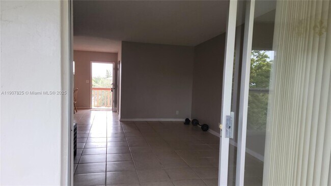 Building Photo - 4731 NW 10th Ct