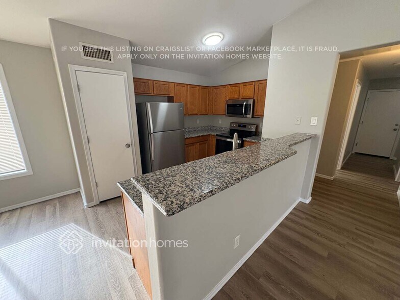 Building Photo - 14113 N 126th Ave