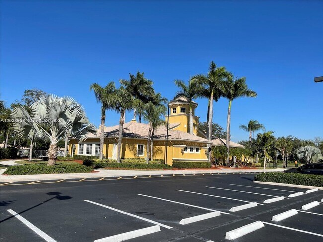 Building Photo - 4304 SW 131st Ln