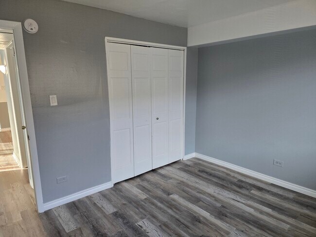 Building Photo - 17701 Park Blvd