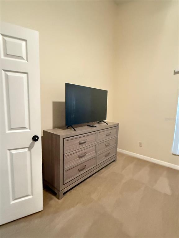 Building Photo - 348 Lake Davenport Cir